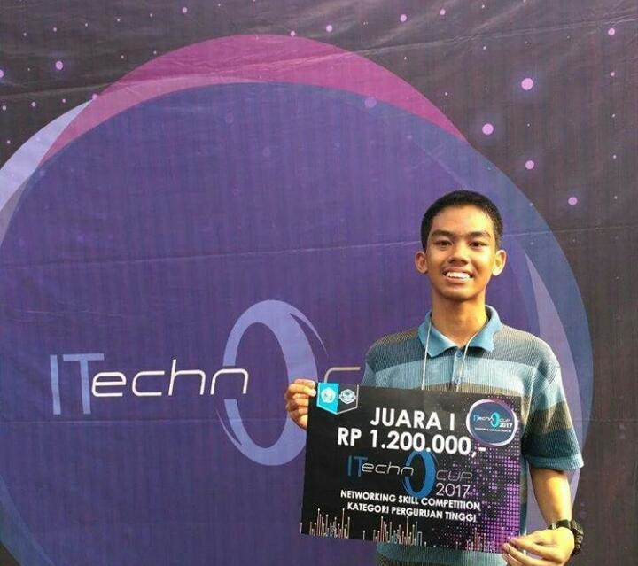 Mahasiswa Prodi Teknik Informatika FTI - Universitas Budi  Luhur, Meraih Juara 1 Dalam Kompetisi Networking Skill Competition Pada Ajang ITechno Cup 2017