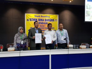 Penandatanganan MoU Universitas Budi Luhur dengan STMIK Bina Bangsa