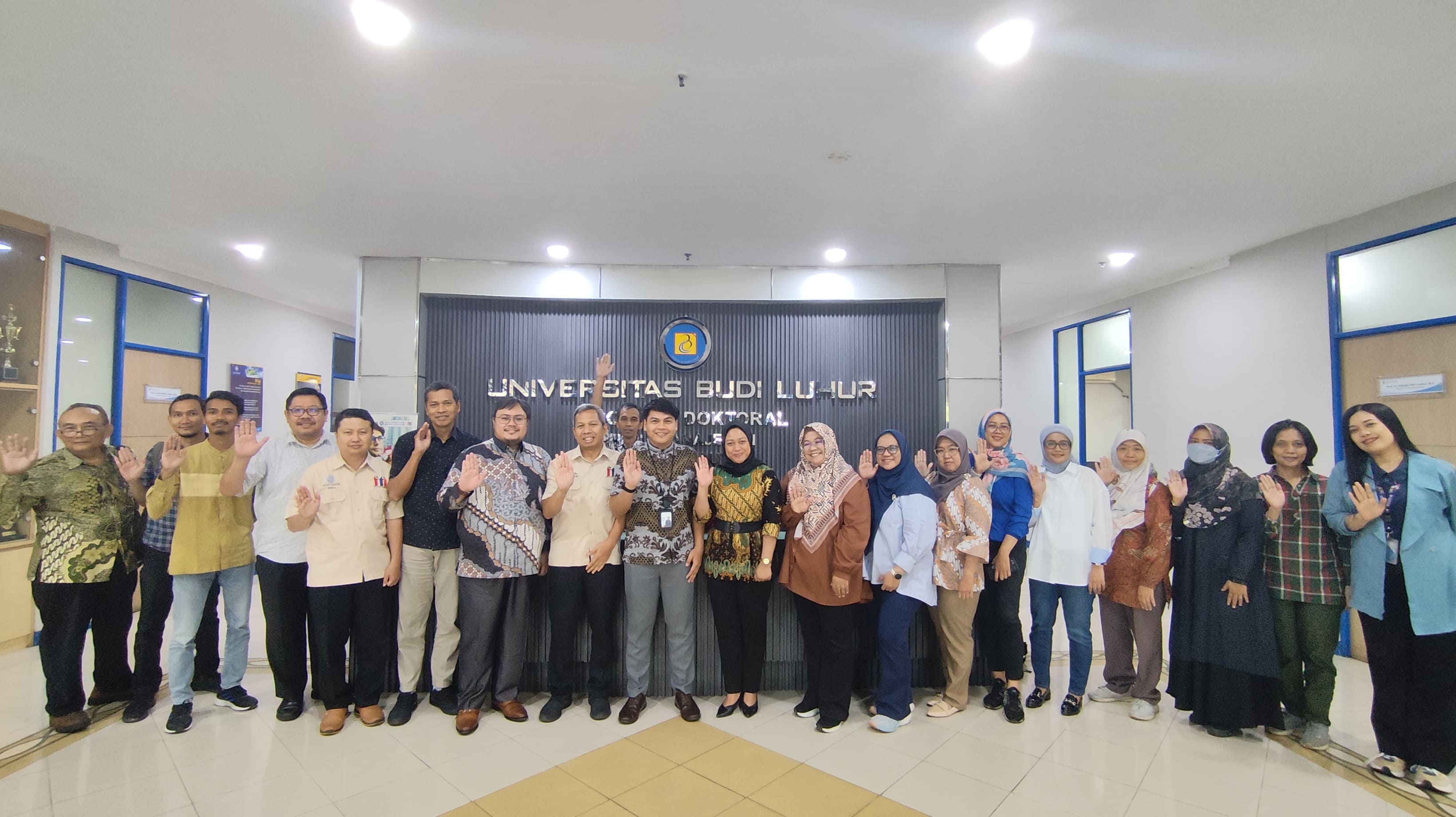 FTI Universitas Budi Luhur Dorong Produktivitas Akademik Lewat Workshop Penulisan Buku Ajar Bersama Deepublish